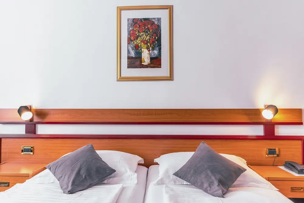 HOTEL: Hotel Horizont