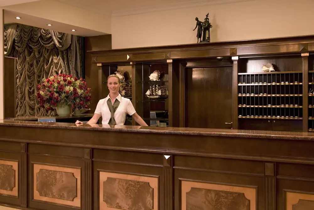 HOTEL: Hotel Horizont