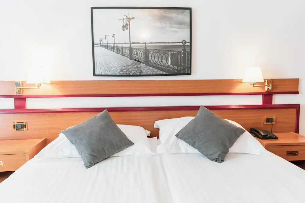 HOTEL: Hotel Horizont