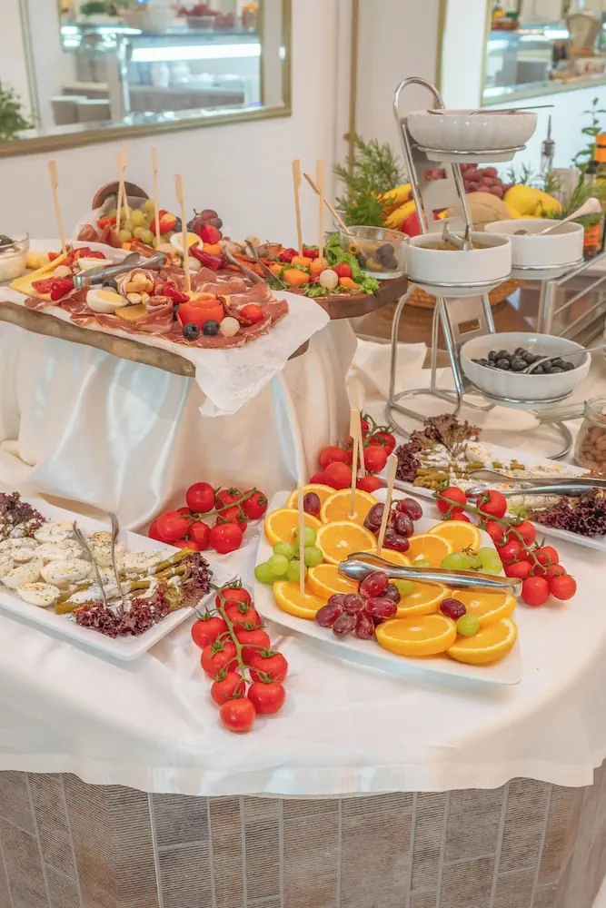 HOTEL: Hotel Horizont