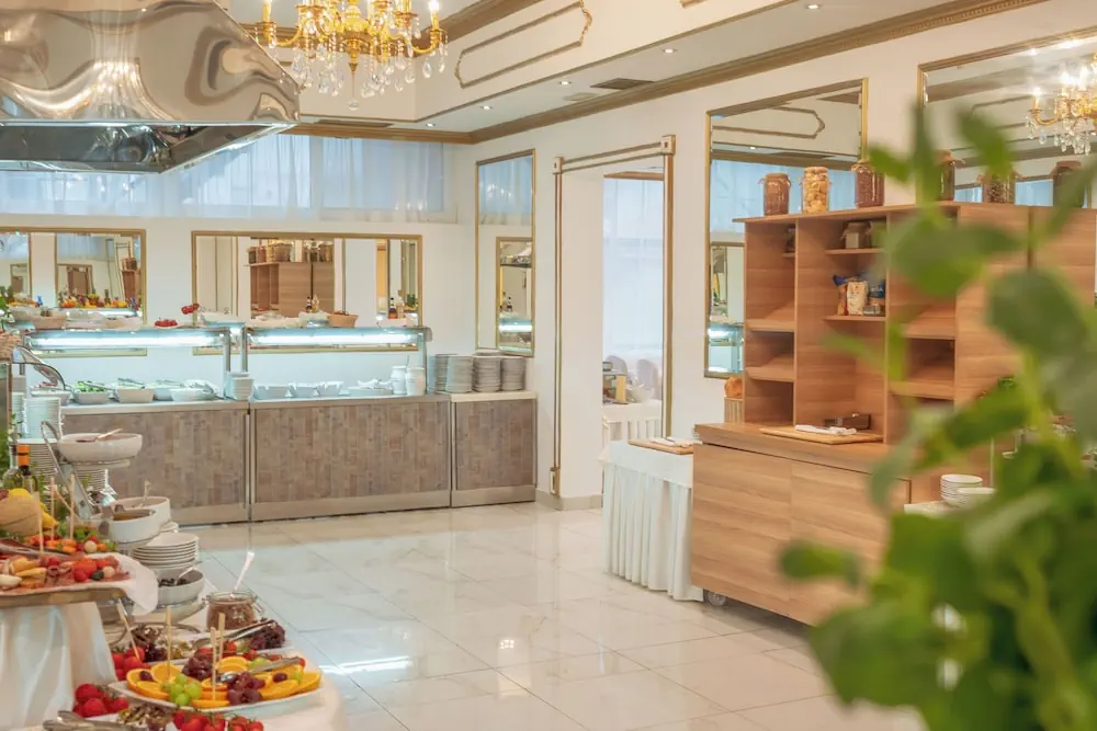 HOTEL: Hotel Horizont
