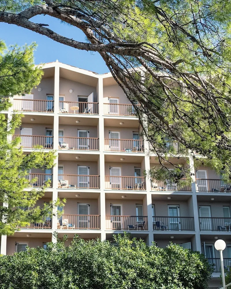 HOTEL: Hotel Horizont