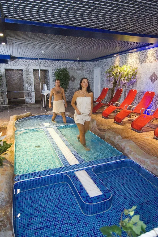 HOTEL: Hotel Horizont