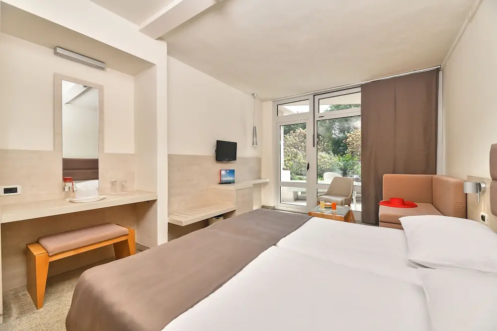 HOTEL: Hotel Mediteran Plava Laguna
