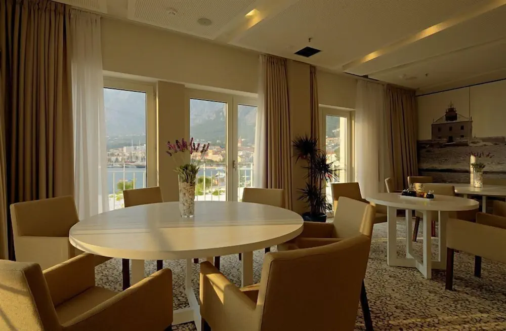 HOTEL: Hotel Osejava
