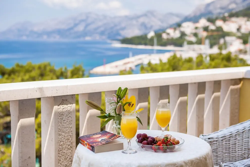 HOTEL: Hotel Bacchus
