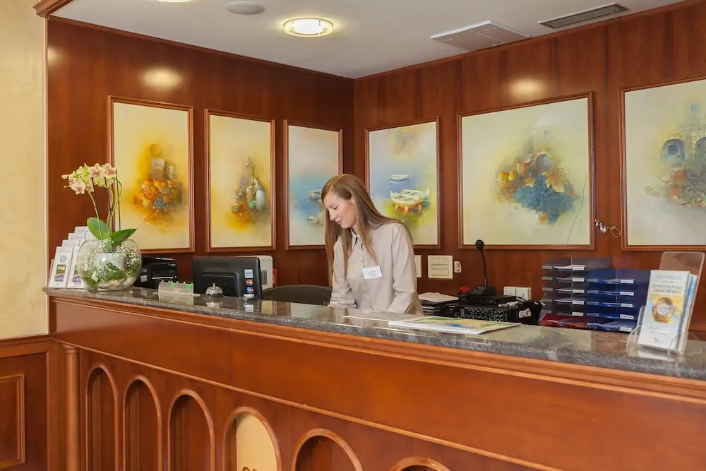HOTEL: Hotel Bacchus