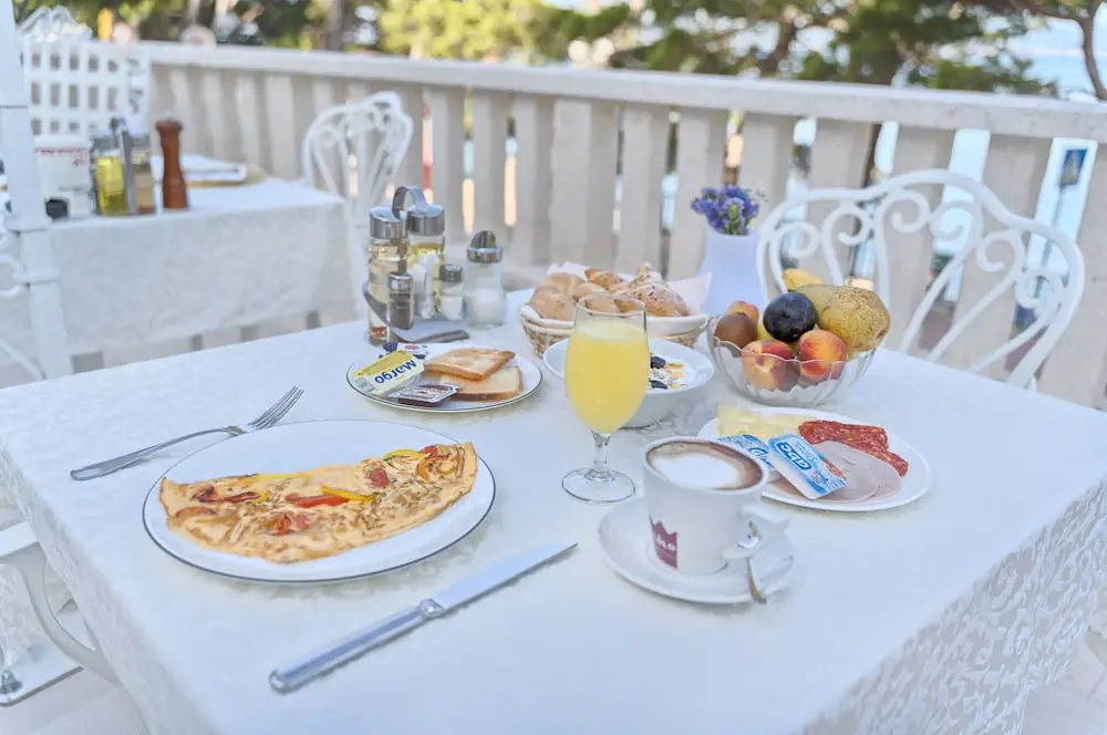 HOTEL: Hotel Bacchus
