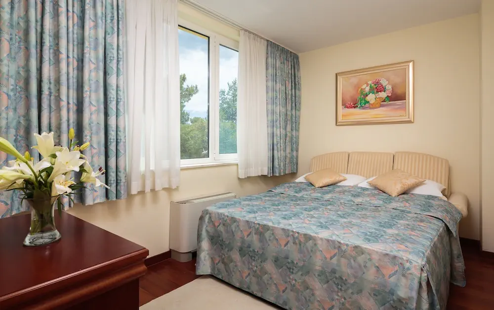 HOTEL: Hotel Bacchus