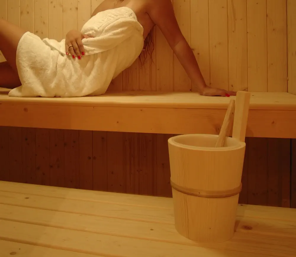 HOTEL: Angela Suites Boutique Hotel