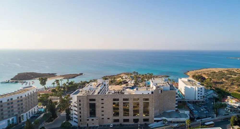 HOTEL: Adams Beach Hotel and Spa