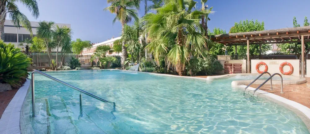 HOTEL: Sumus Stella and Spa