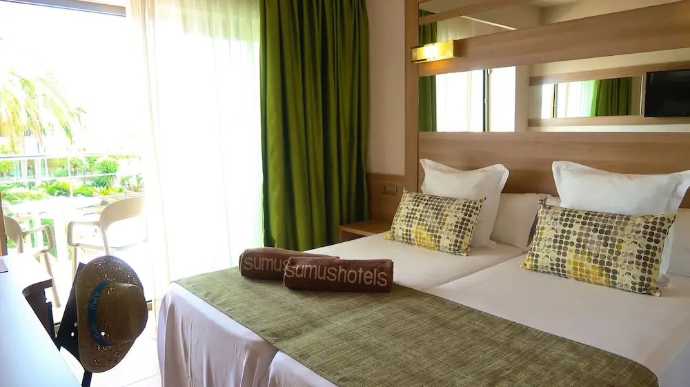 HOTEL: Sumus Stella and Spa