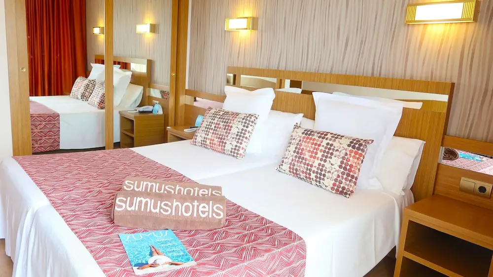 HOTEL: Sumus Stella and Spa