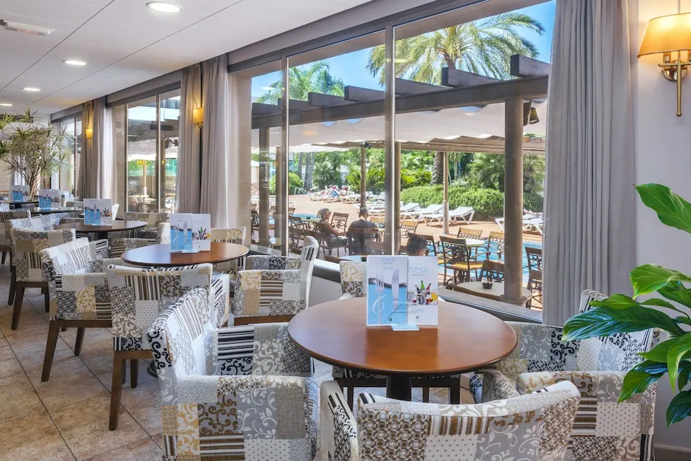 HOTEL: Sumus Stella and Spa