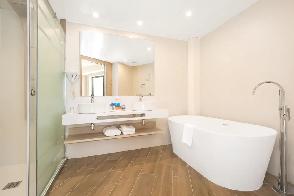 HOTEL: Sumus Stella and Spa