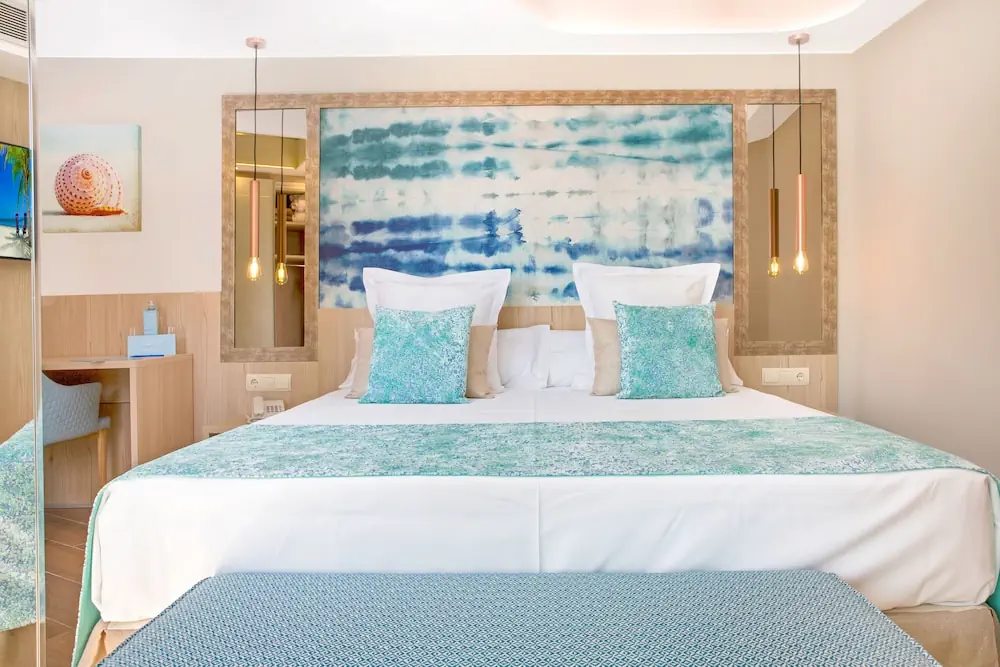 HOTEL: Sumus Stella and Spa