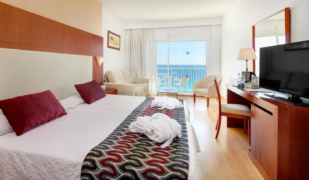 HOTEL: CM Castell de Mar Hotel