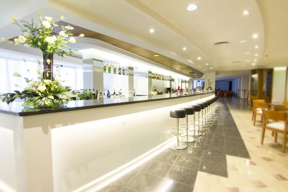 HOTEL: CM Castell de Mar Hotel