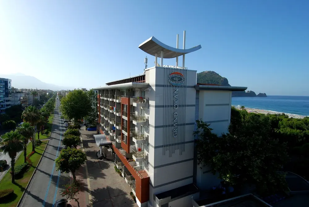 Grand Okan photo 2