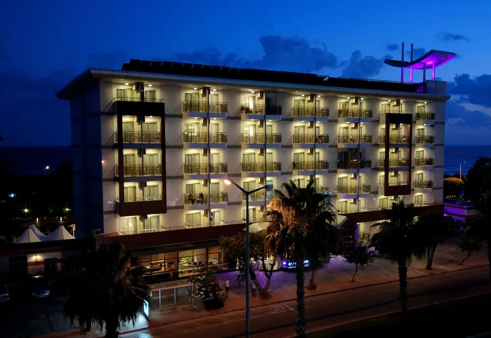 Grand Okan photo 3