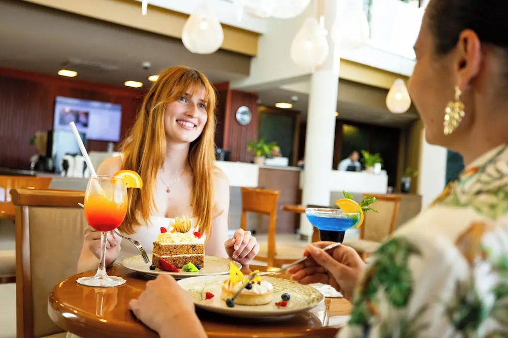 HOTEL: Riviera Spa Resort – Adults Only