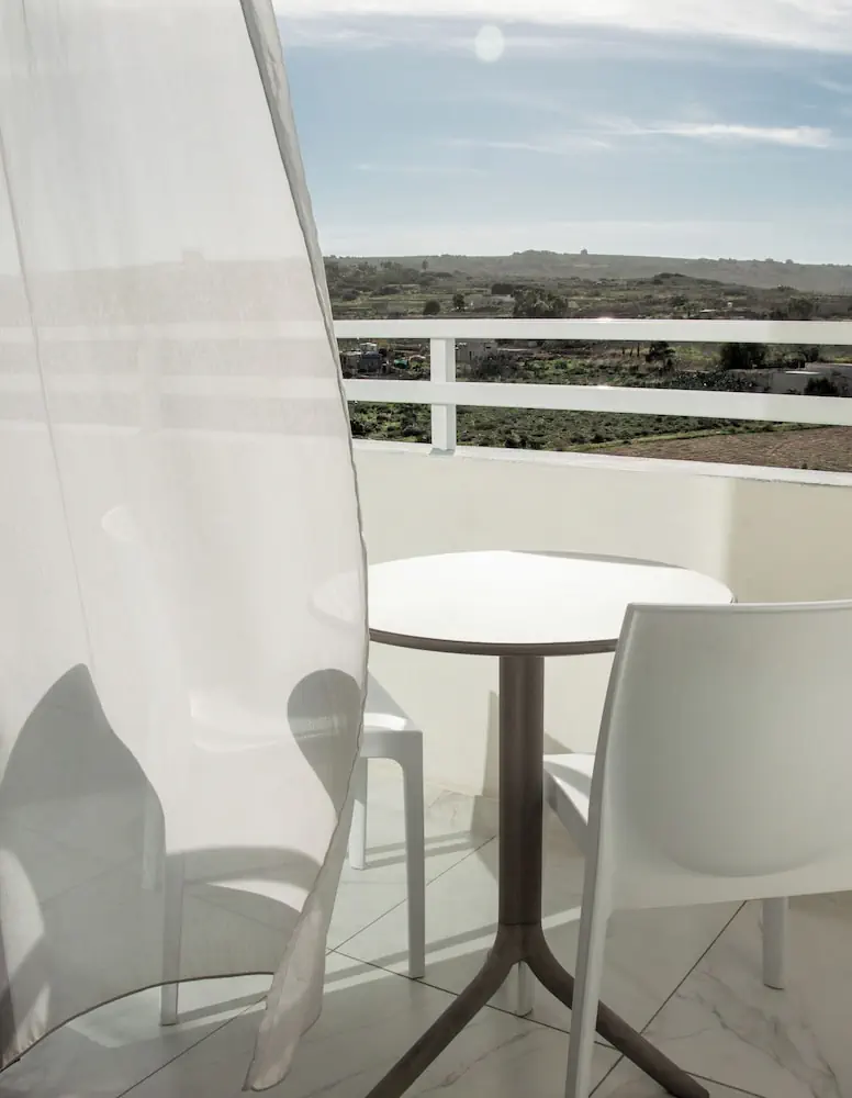 HOTEL: Riviera Spa Resort – Adults Only