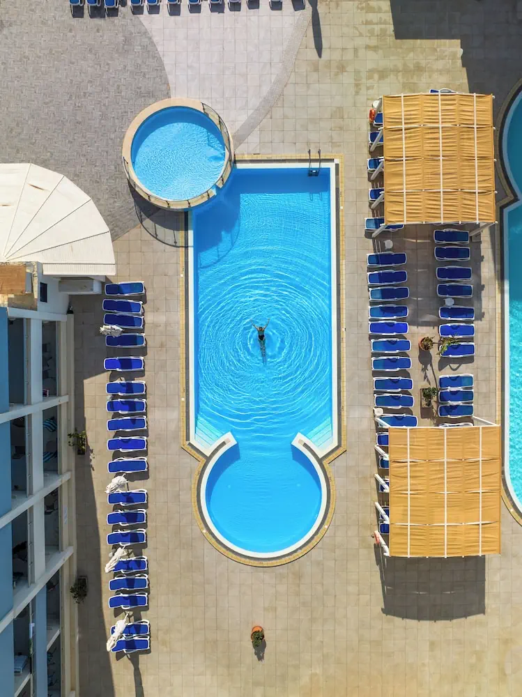 HOTEL: Riviera Spa Resort – Adults Only