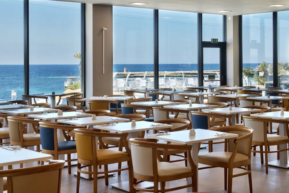 HOTEL: Riviera Spa Resort – Adults Only