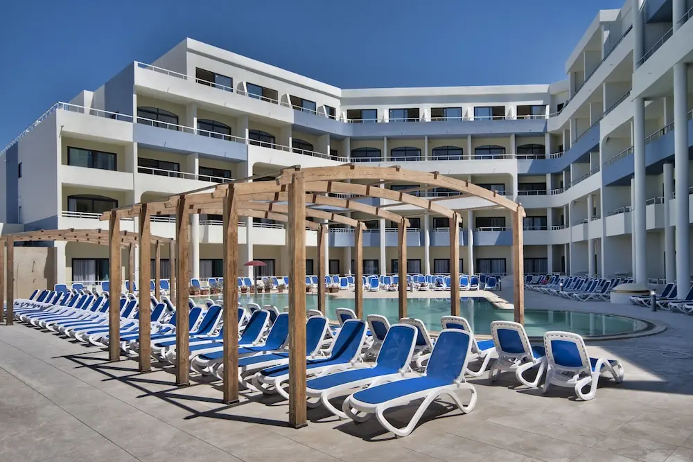 HOTEL: Riviera Spa Resort – Adults Only