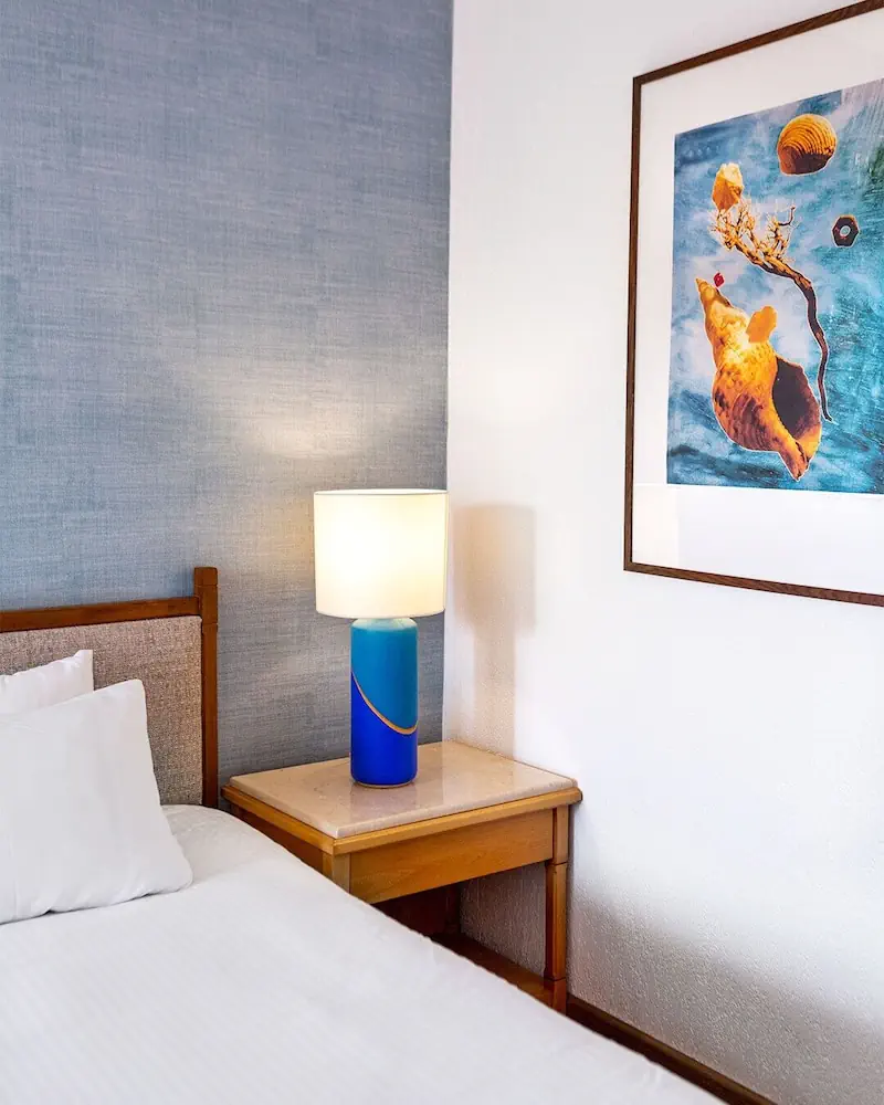 HOTEL: Coral Beach Hotel and Resort