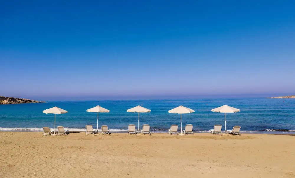 HOTEL: Coral Beach Hotel and Resort