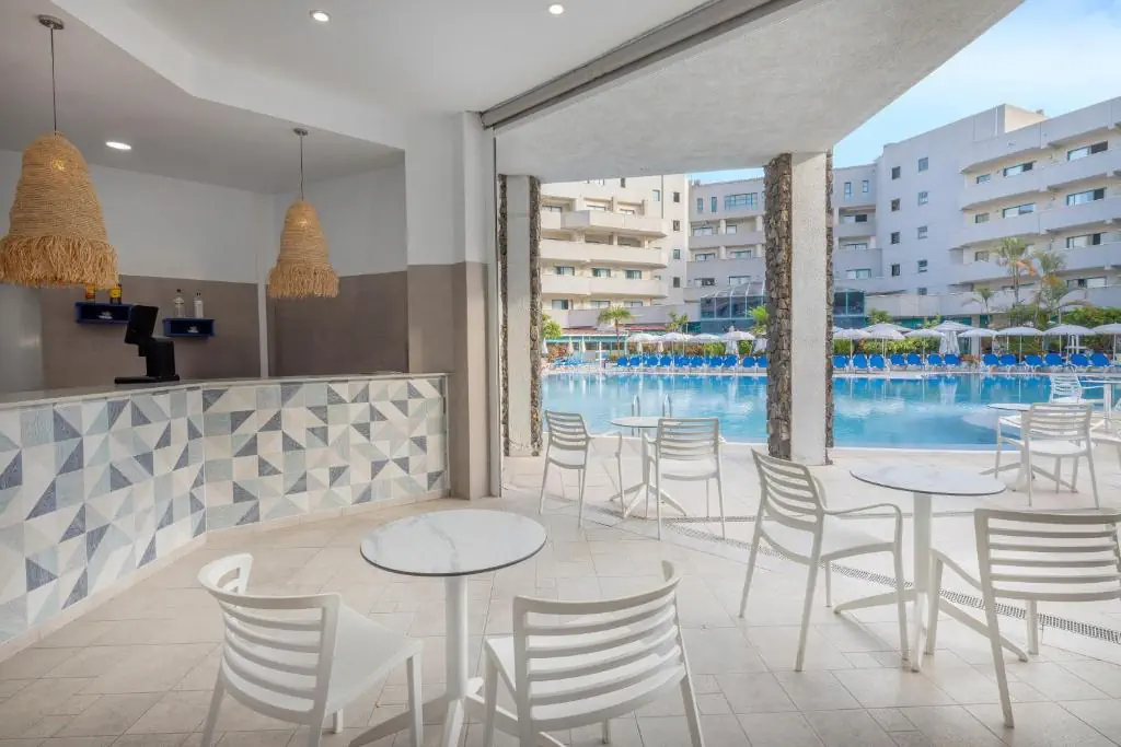 HOTEL: Alua Tenerife
