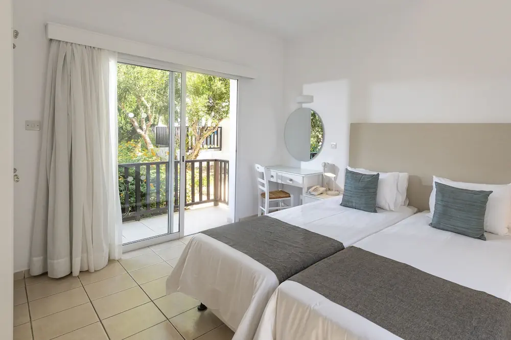 HOTEL: Akti Beach Village Resort