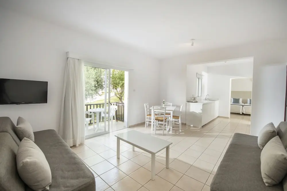 HOTEL: Akti Beach Village Resort