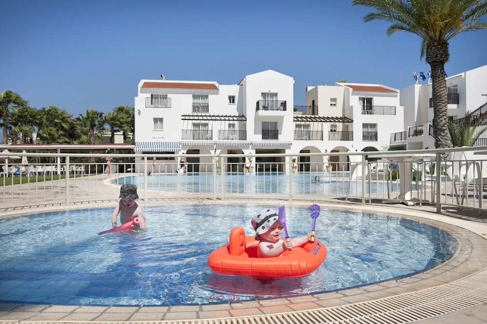HOTEL: Akti Beach Village Resort