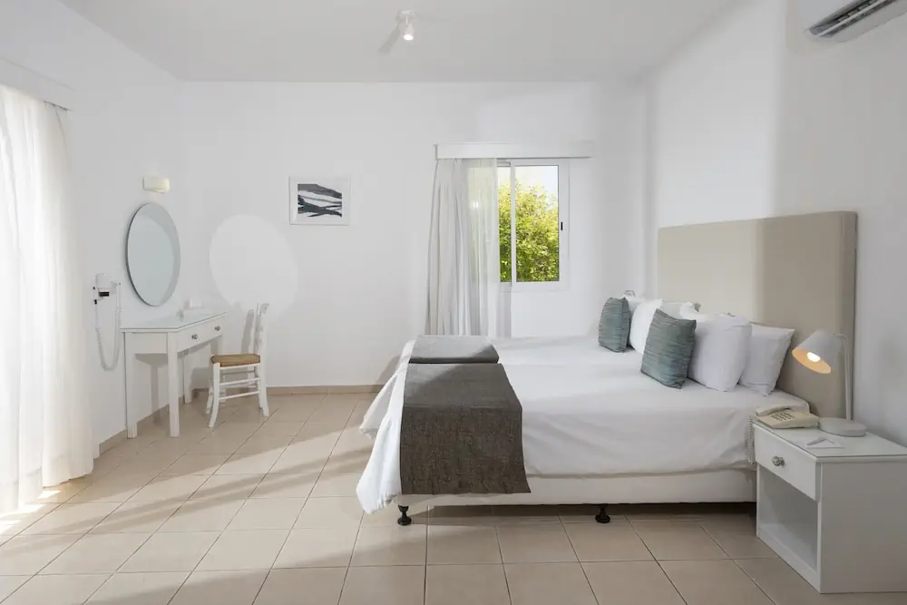 HOTEL: Akti Beach Village Resort