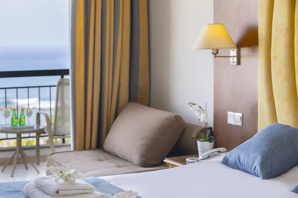 HOTEL: Anastasia Waterpark Beach Resort