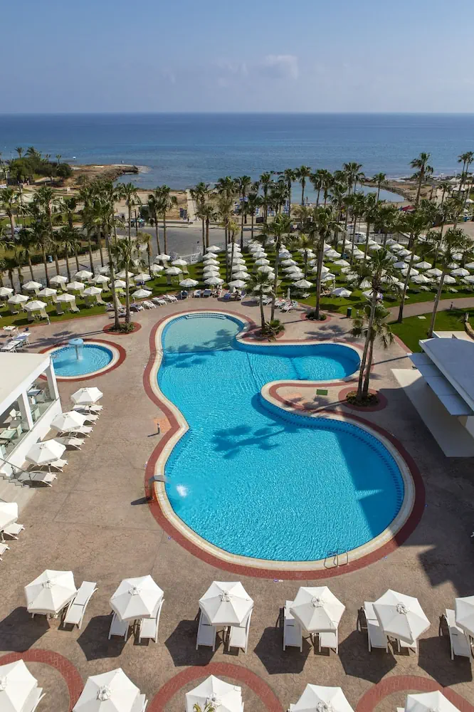 HOTEL: Anastasia Waterpark Beach Resort