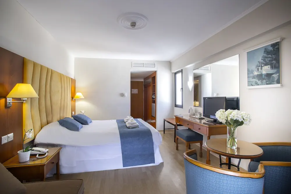 HOTEL: Anastasia Waterpark Beach Resort
