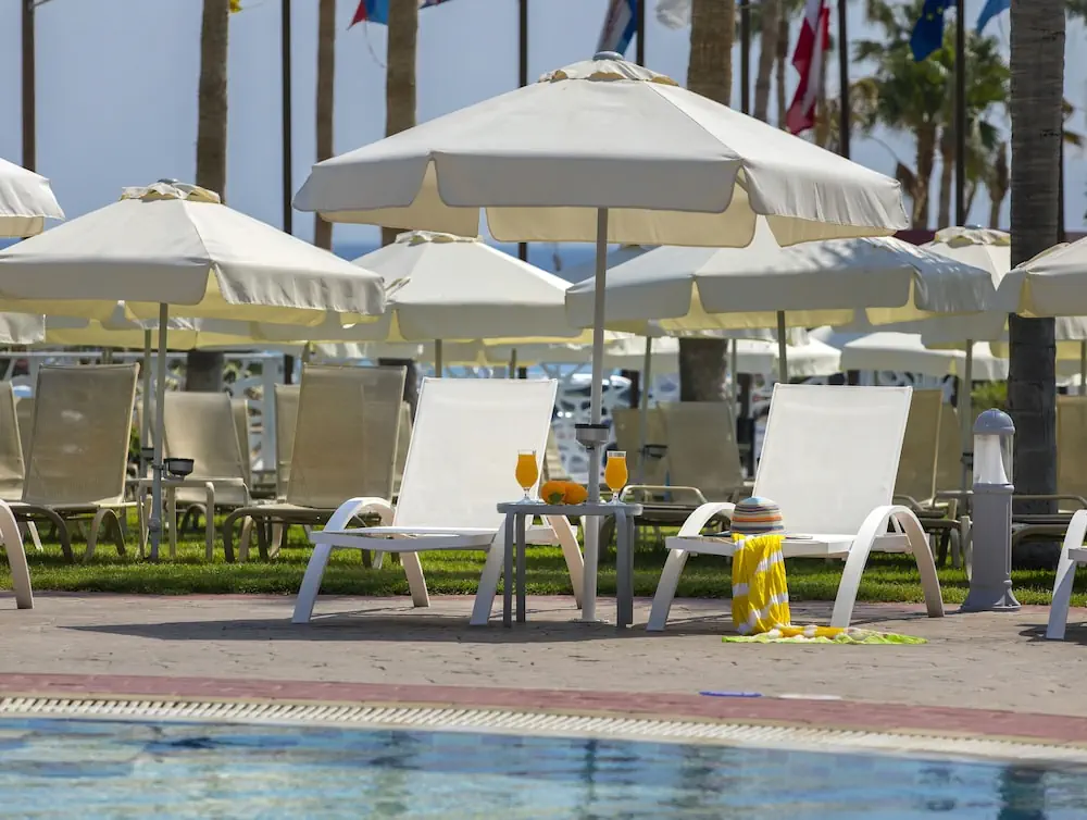 HOTEL: Anastasia Waterpark Beach Resort