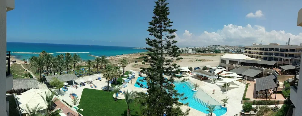 Venus Beach photo 1