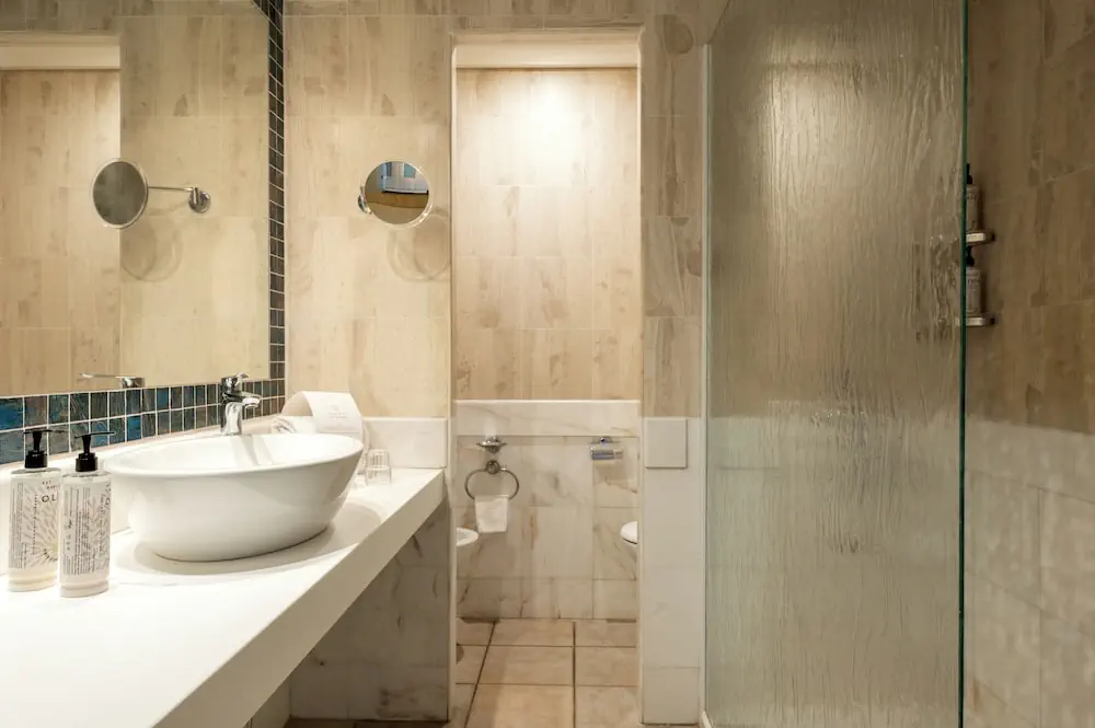 HOTEL: Mitsis Royal Mare