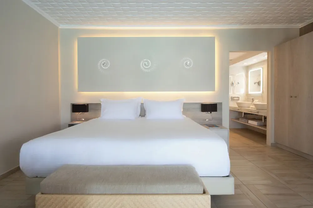 HOTEL: Mitsis Royal Mare