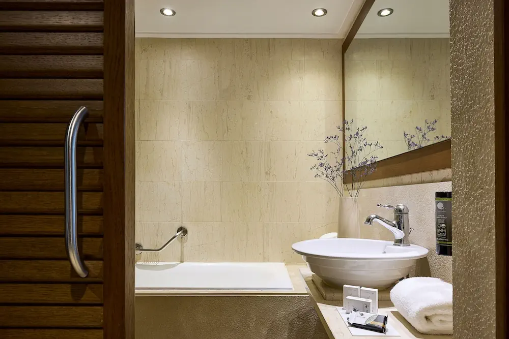 HOTEL: Aquila Elounda Village Resort, Suites and Spa - Adults Only