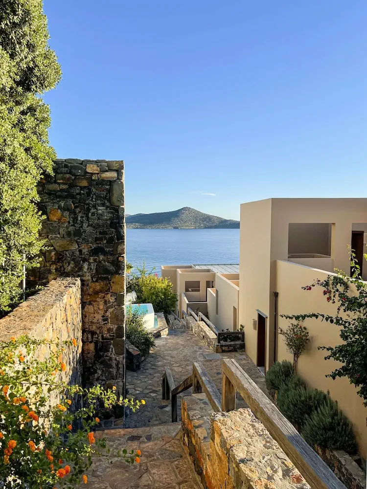 HOTEL: Aquila Elounda Village Resort, Suites and Spa - Adults Only