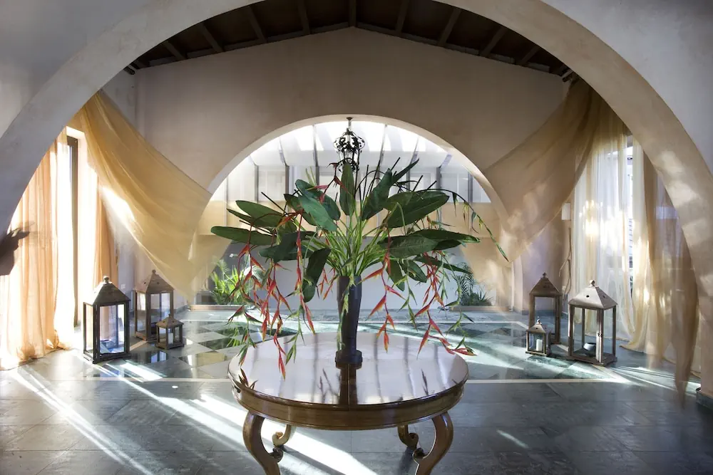 HOTEL: Aquila Elounda Village Resort, Suites and Spa - Adults Only