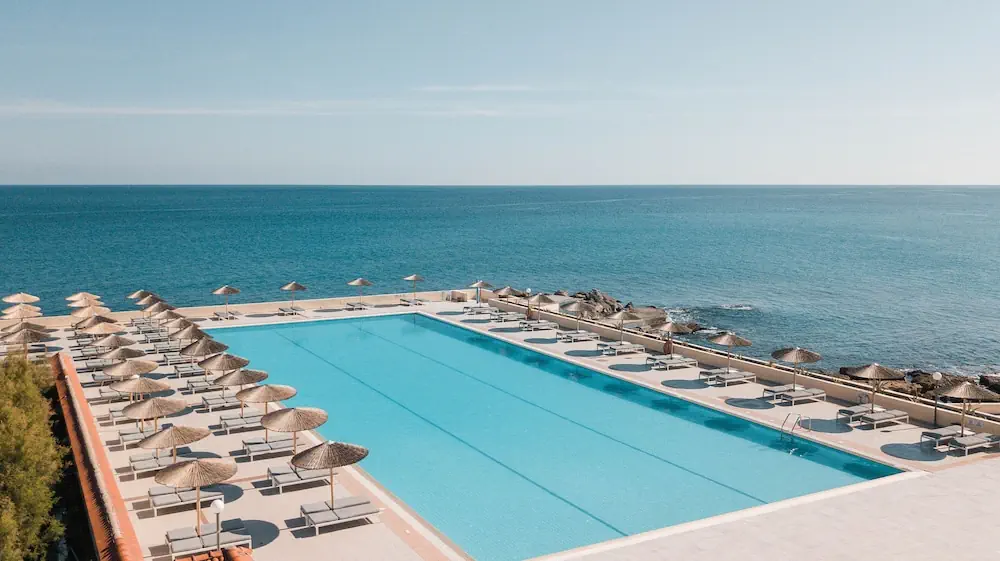 HOTEL: Eden Roc Resort Hotel
