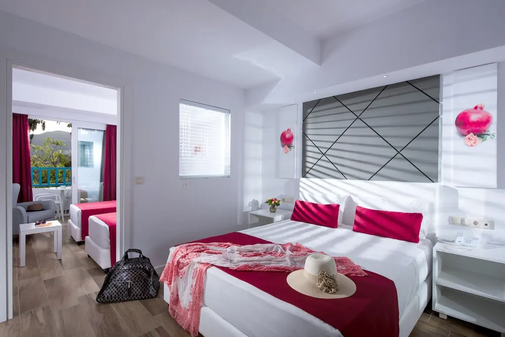 HOTEL: Fodele Beach and Water Park Holiday Resort - All Inclusive