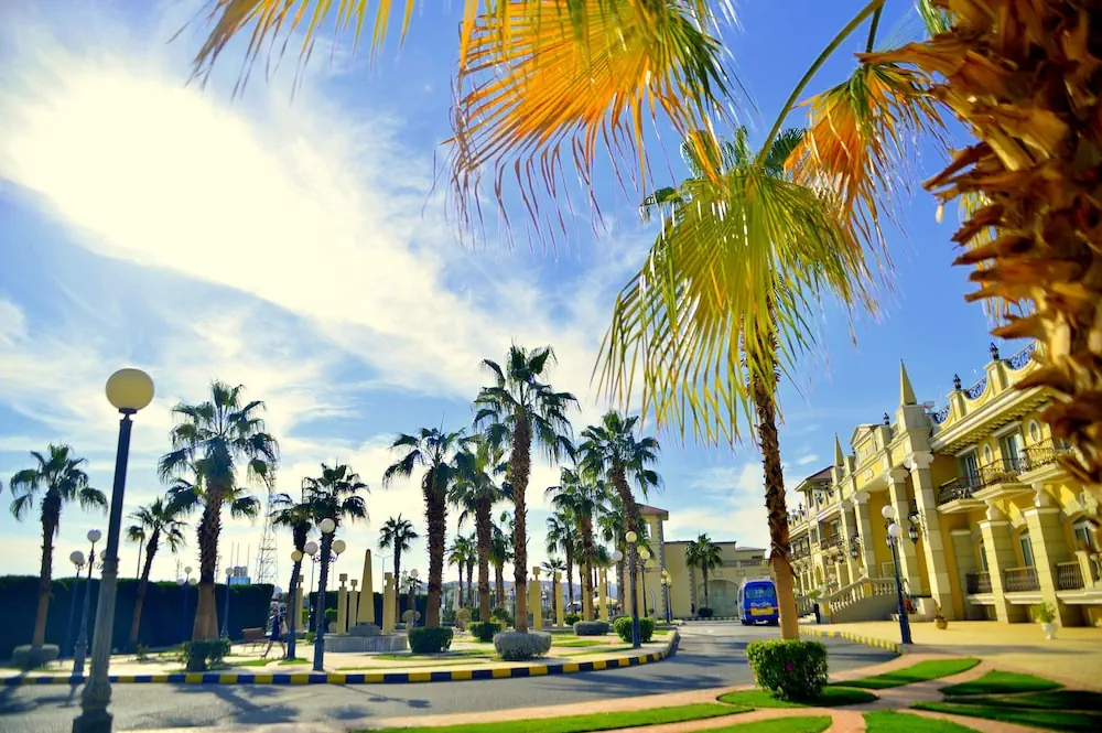IL Mercato Splash Aqua Park photo 2